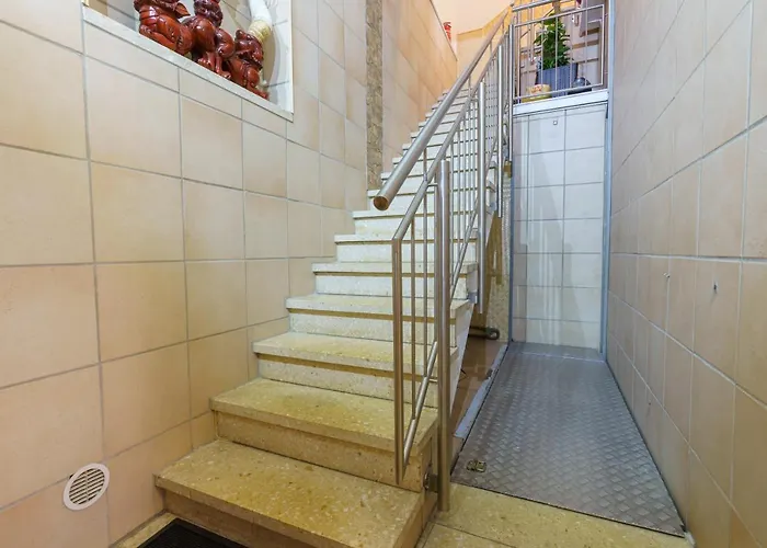 Pham דירה קוכם